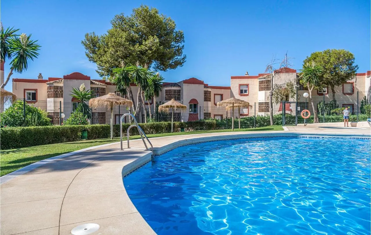 2 Bedroom Amazing Apartment In מיחאס